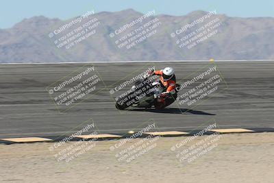 media/Oct-13-2025-Moto Forza (Mon) [[a66d839500]]/4-C Group/Session 2 (Bowl)/